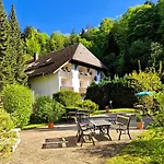 Апартаменты In Triberg Am Waldrand - Idyllisch, Ruhig, Erholsam Триберг
